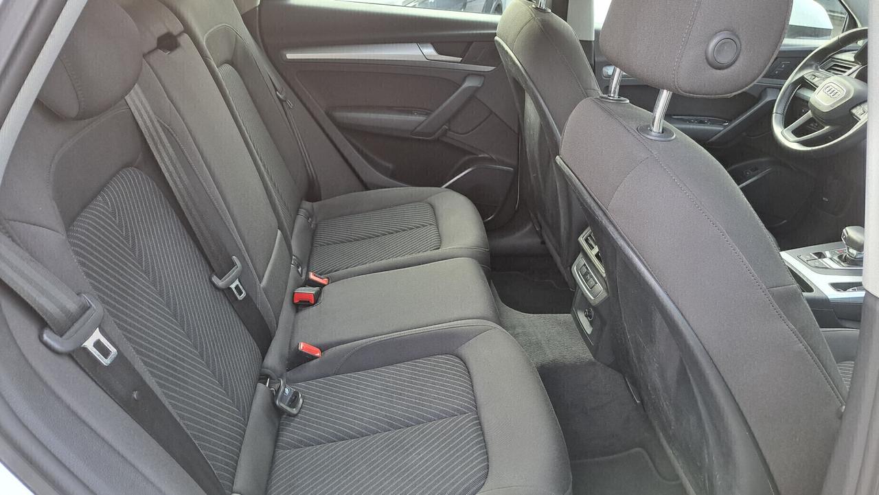 Audi Q5 TDI quattro 2.0 TDI S tronic 163cv