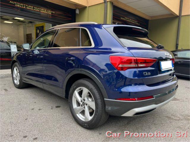 AUDI Q3 35 TDI Business Advanced