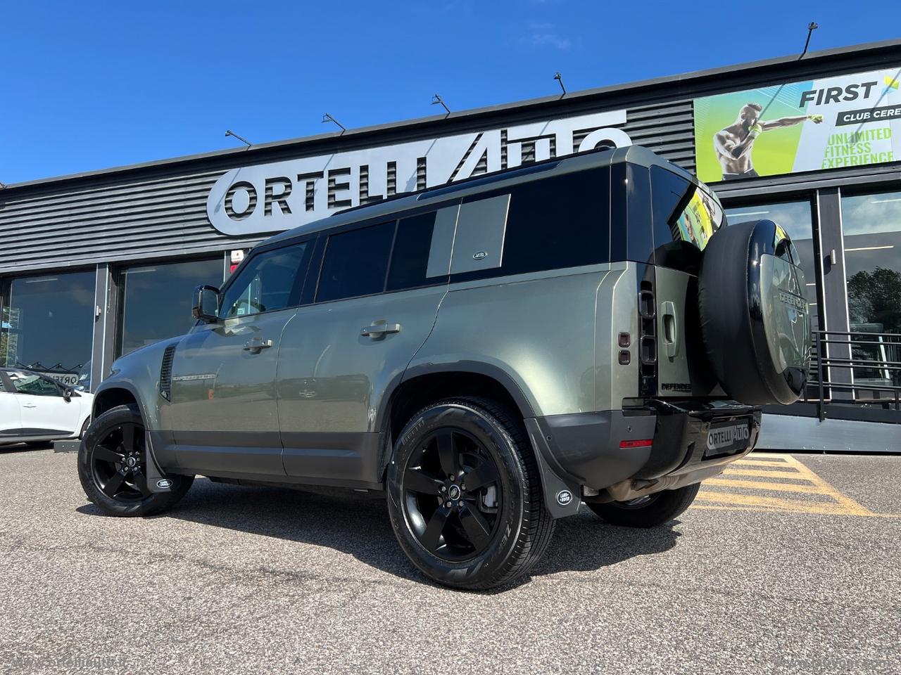 LAND ROVER Defender 110 3.0D I6 250 CV AWD Auto SE
