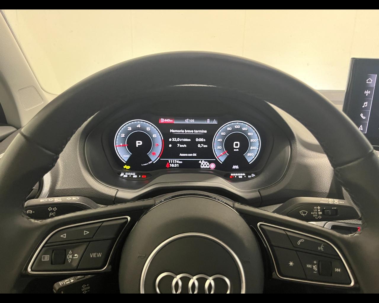AUDI Q2 35 TFSI S-TRONIC S-LINE EDITION