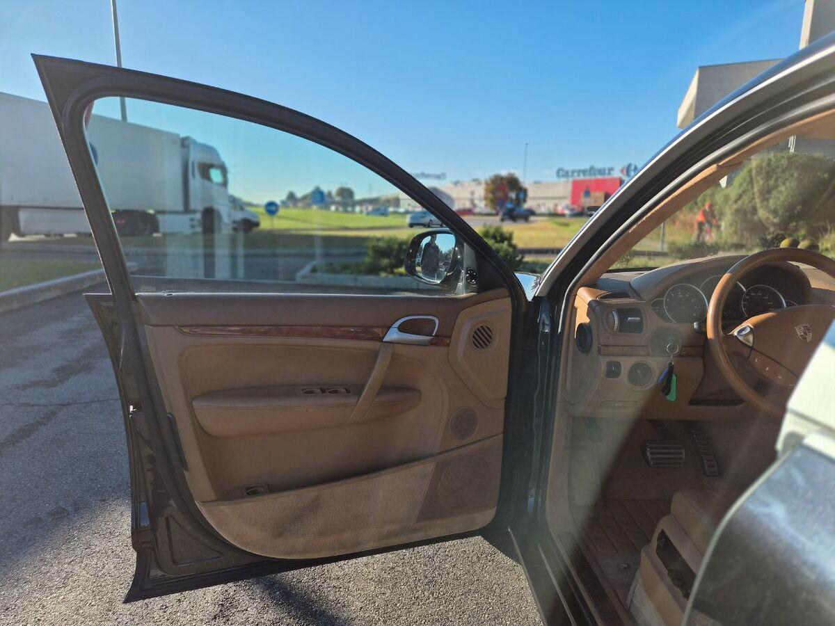 Porsche Cayenne 4.5 S