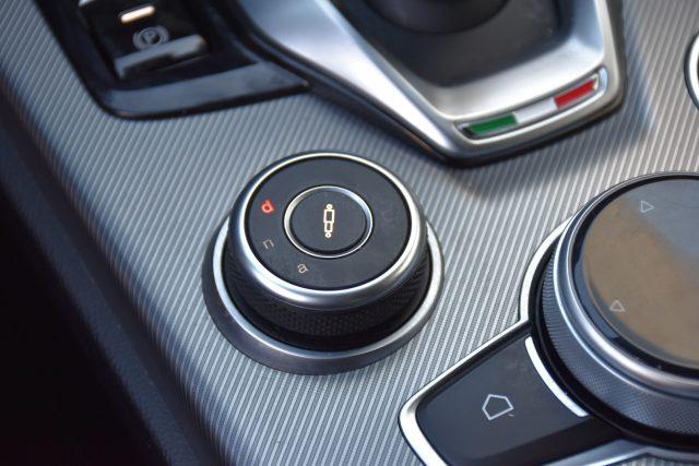 ALFA ROMEO Stelvio 2.2 Turbodiesel 210 CV AT8 Q4 Veloce Navi,F1,Pelle