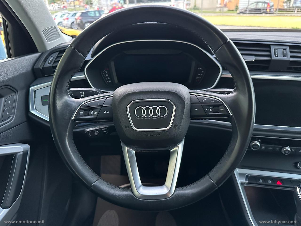 AUDI Q3 35 TDI S tronic Business - 2020