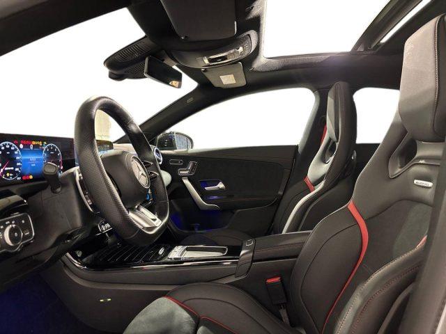 MERCEDES-BENZ CLA 35 AMG 4Matic AMG Line Premium