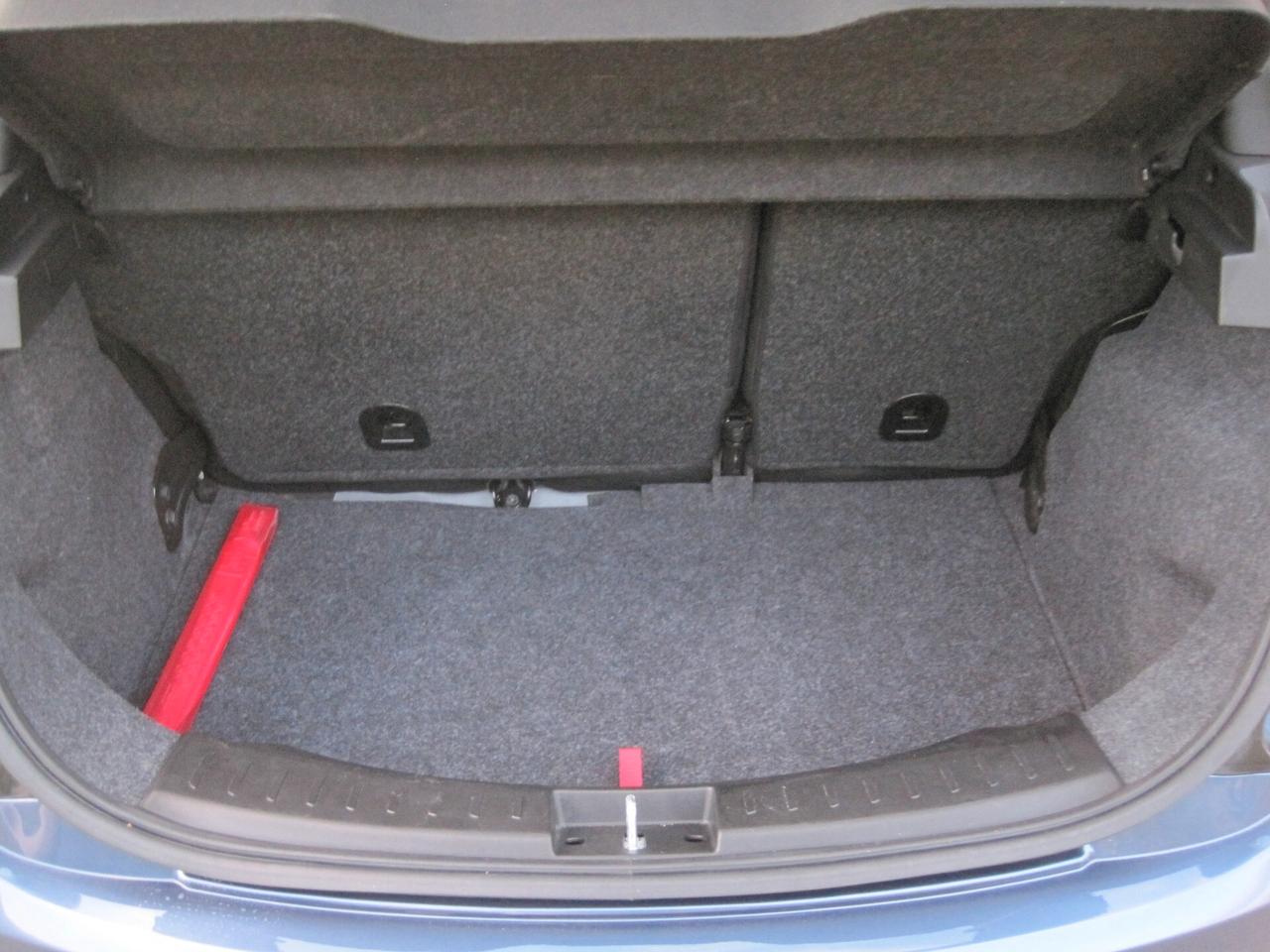 Lancia Ypsilon 1.0 FireFly 5 porte S&S Hybrid Platino