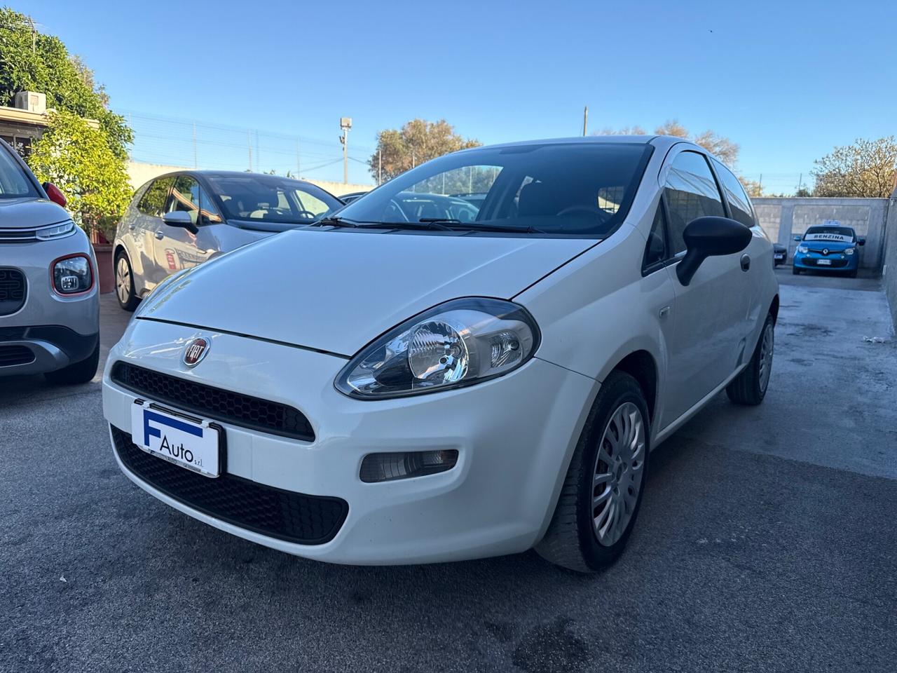 Fiat Punto 1.3 MJT***75CV***3 porte Van 2 posti,clima,comandi al volante,ecc.