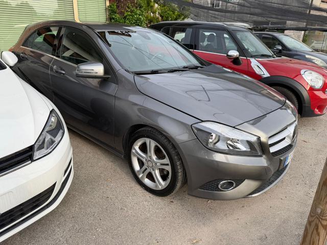 MERCEDES-BENZ A 180 CDI Premium