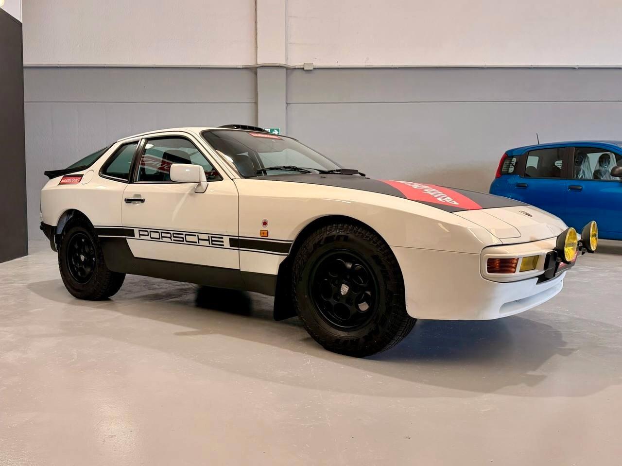 Porsche 944 SAFARI