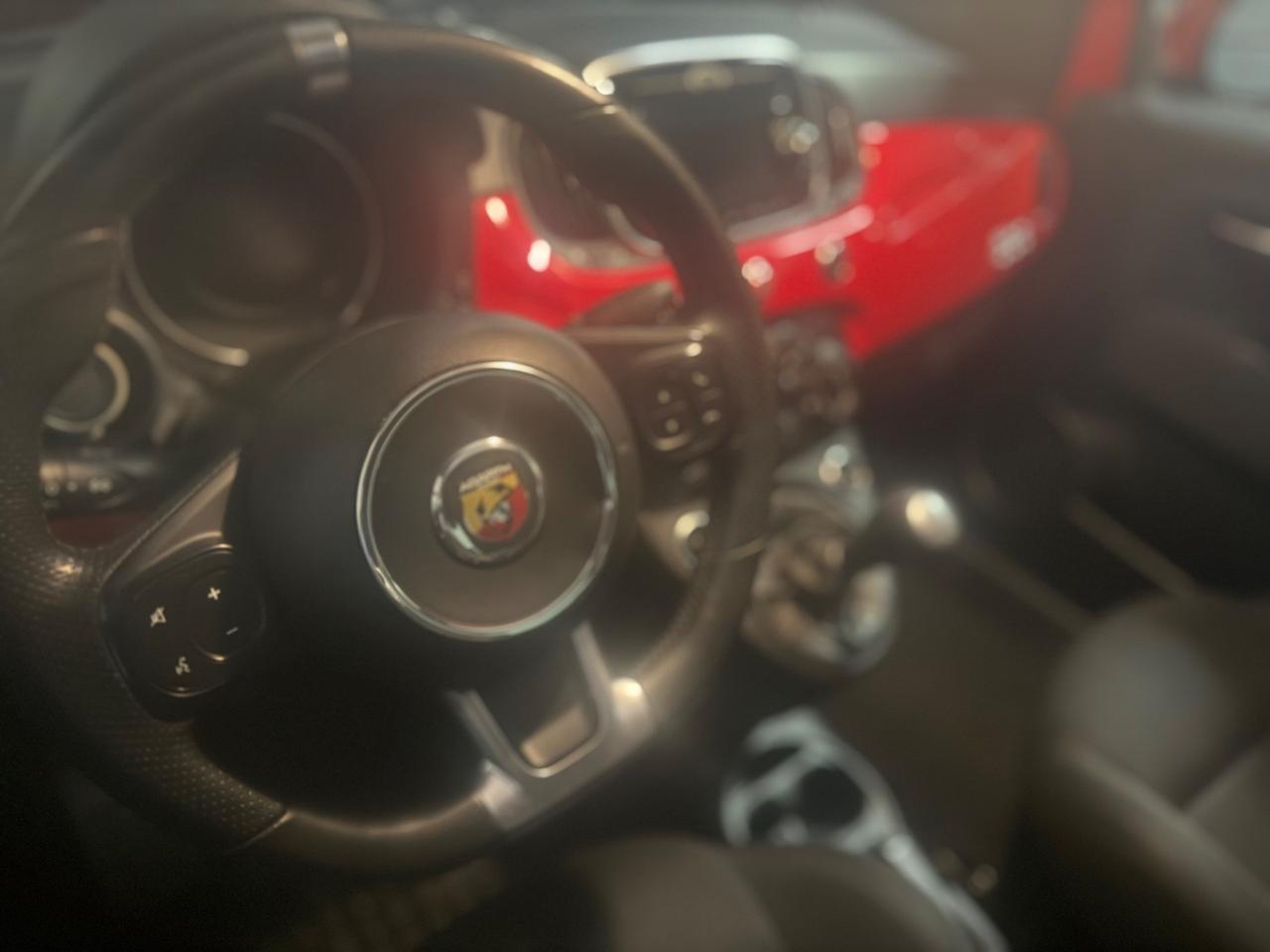 Abarth 595 C 1.4 Turbo T-Jet 145 CV