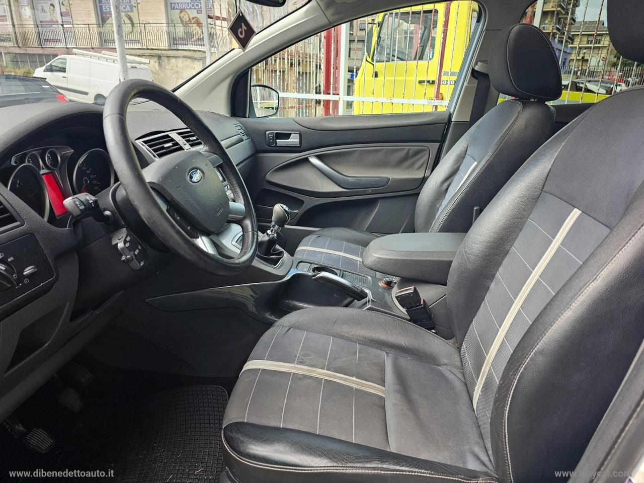 FORD Kuga 2.0 TDCi 136 CV 4WD Titanium