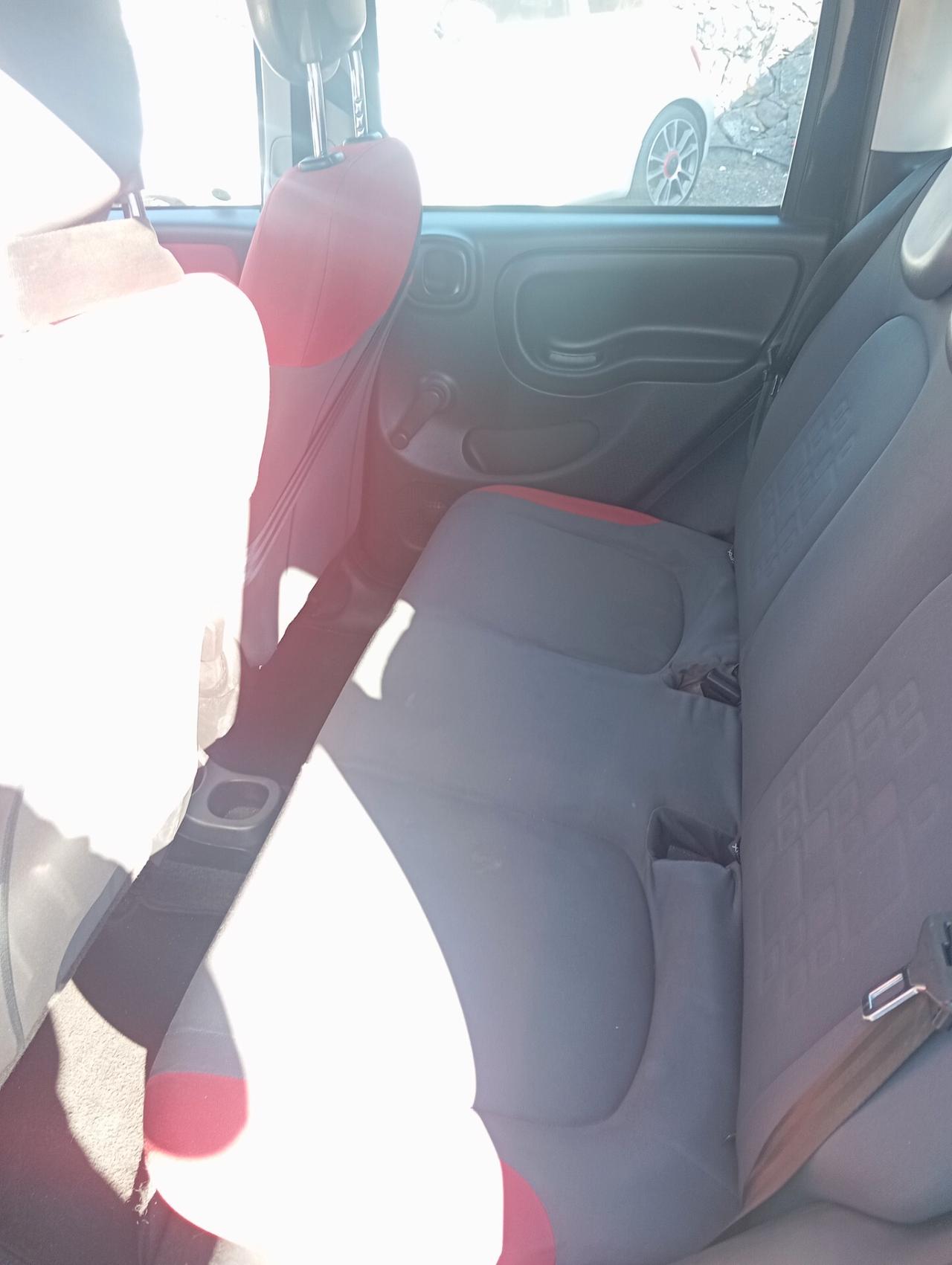 Fiat Panda 1.2 Lounge – 2016 –