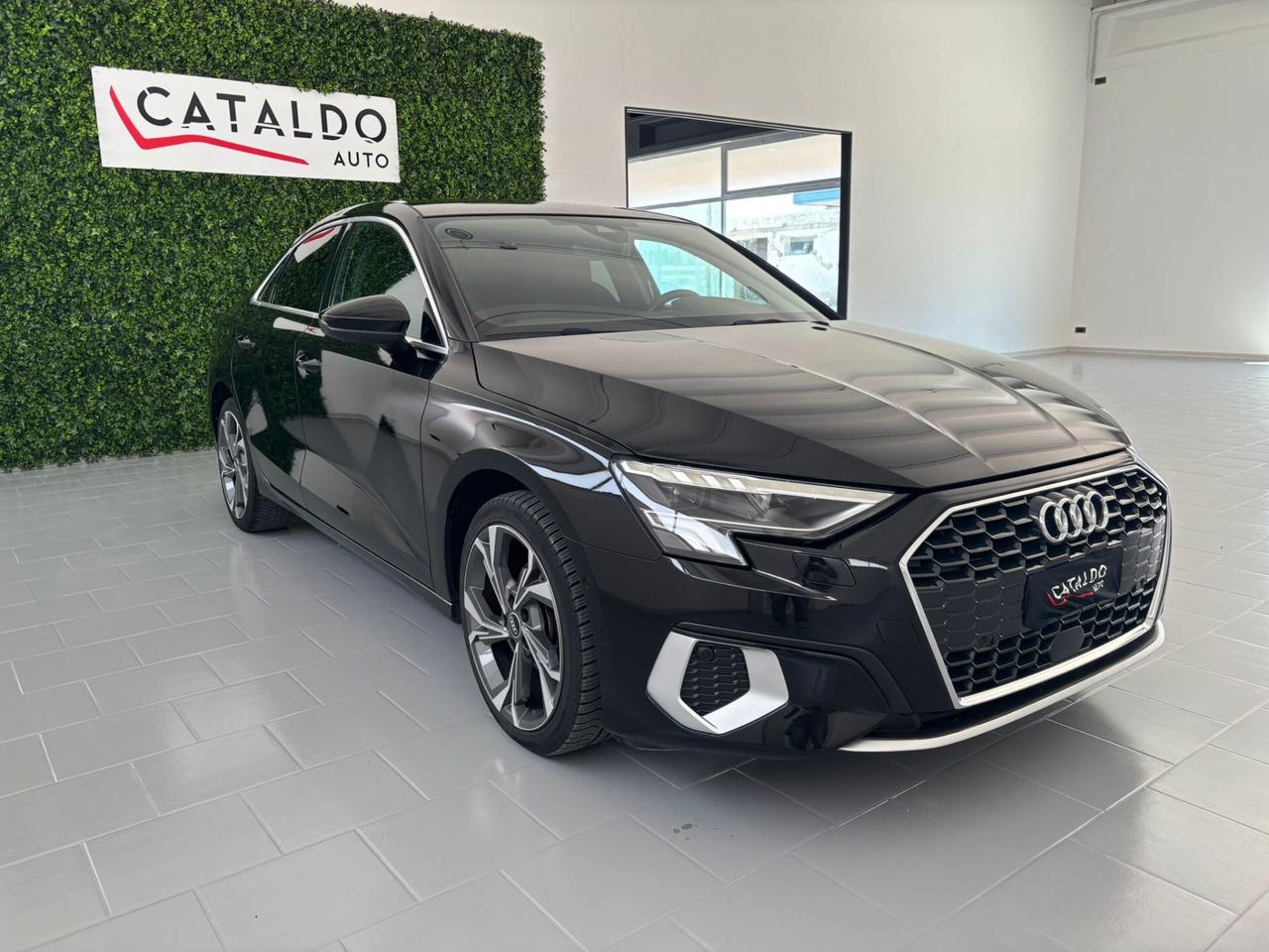 Audi A3 Sedan 35 TDI S tronic line edition