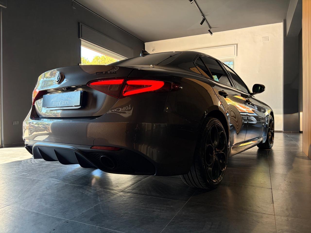 Alfa Romeo Giulia 2.2 Turbodiesel 210 CV AT8 AWD Q4 Veloce Ti