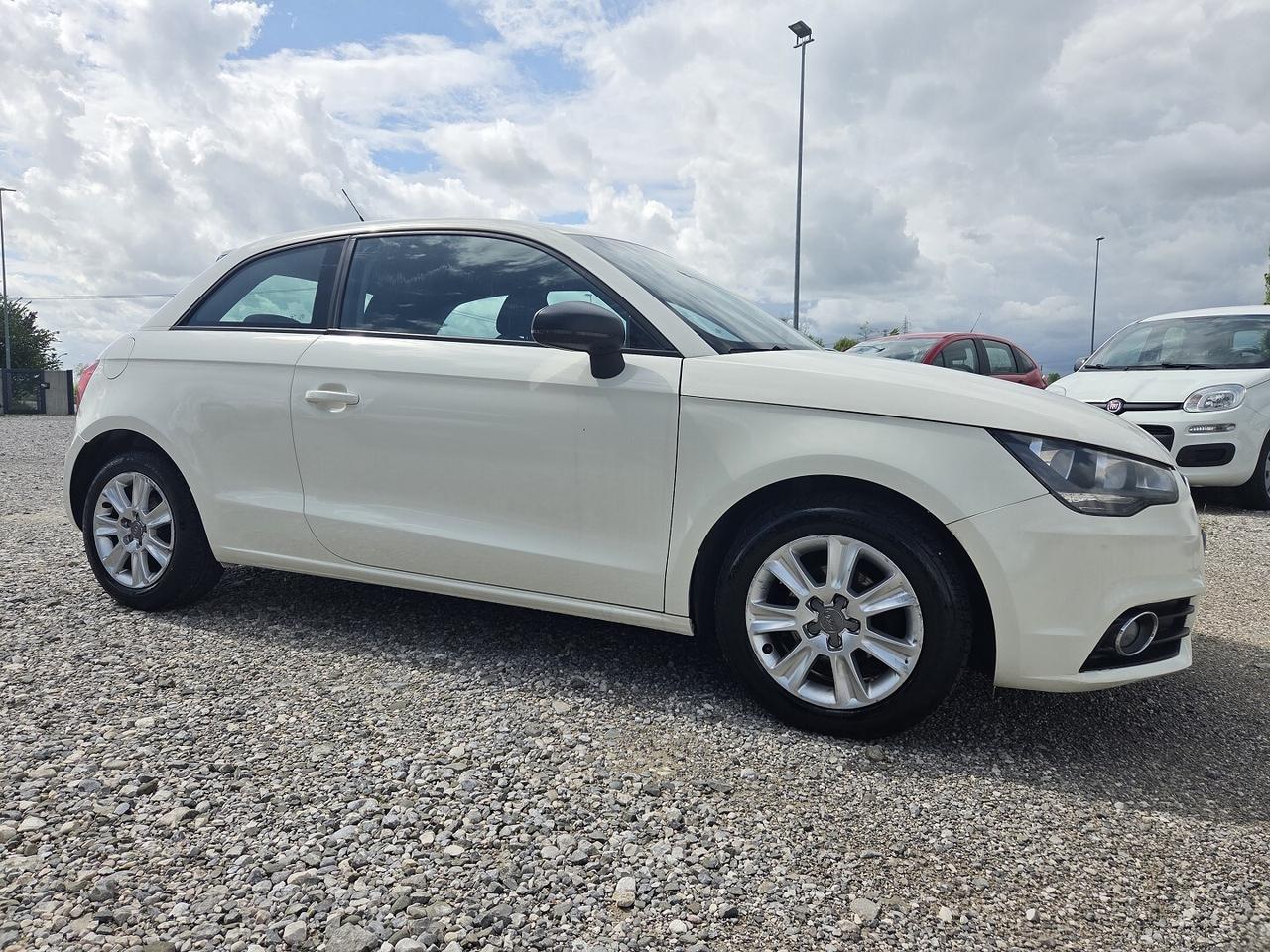 AUDI A1 1.6TDI 90CV