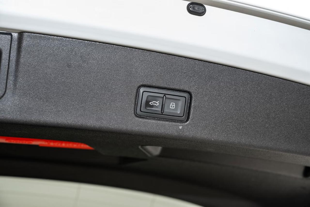 Audi Q4 e-tron 45 quattro Black Edition