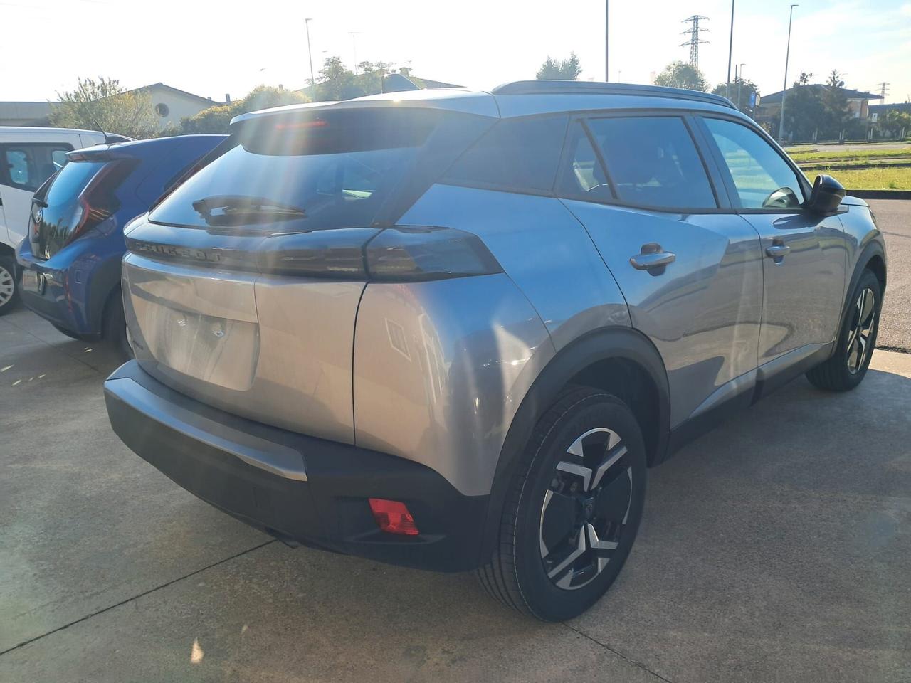 Peugeot 2008 PureTech 100 S&S Allure KM0