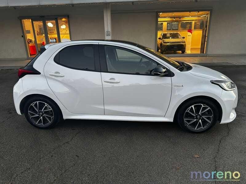 Toyota Yaris 1.5h Lounge