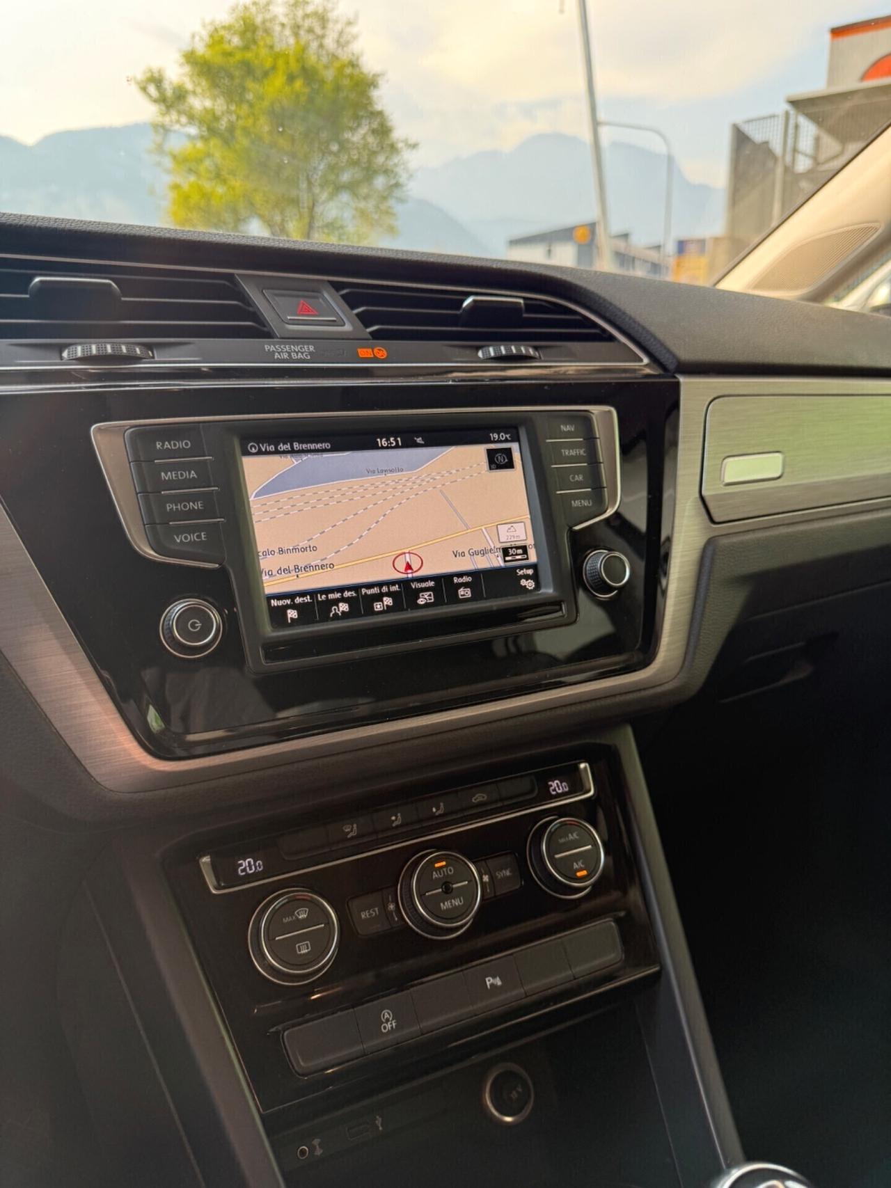 VOLKSWAGEN TOURAN 1.6 TDI 115 CV SCR Executive BlueMotion Technology