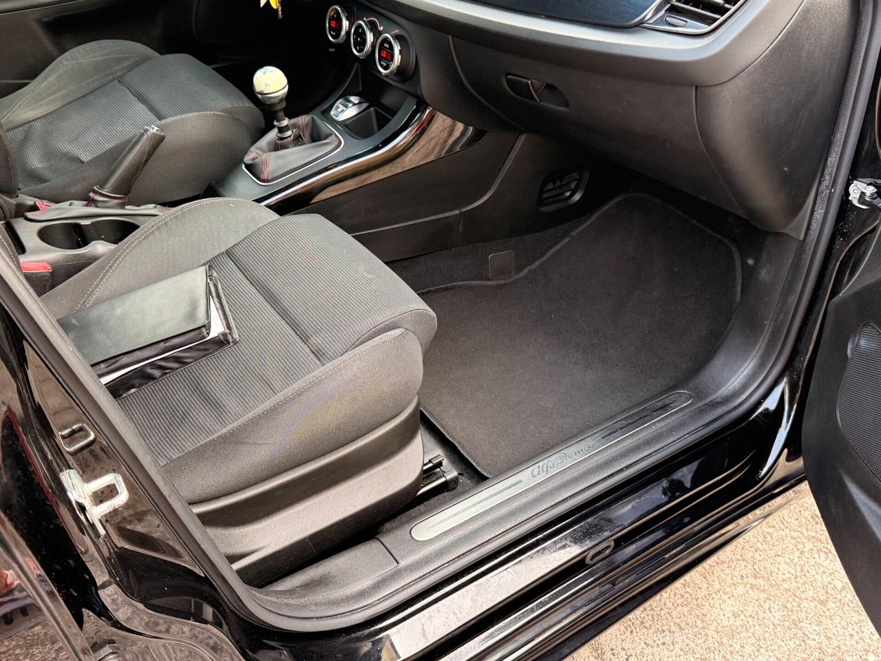 Alfa Romeo Giulietta 1.6 JTDm CV 105 Unico Propr.