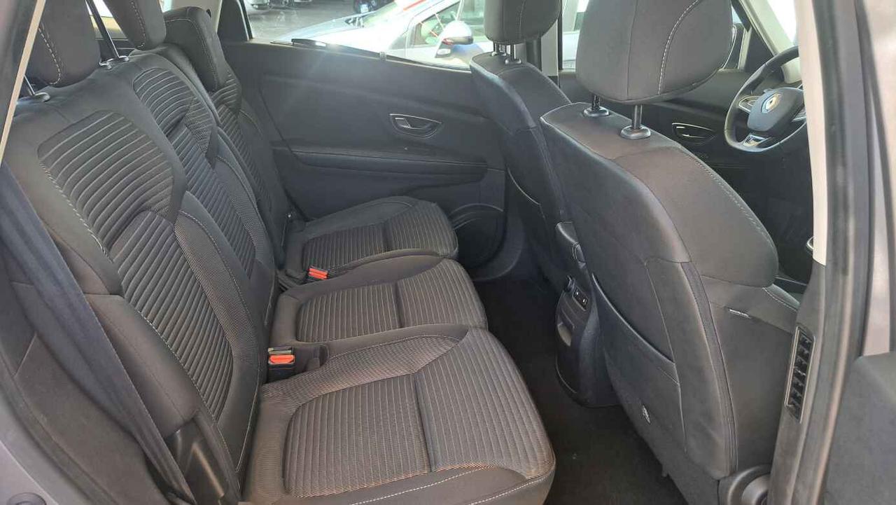 Renault Grand Scenic dCi 8V 110 CV EDC Energy Bose 7 Posti