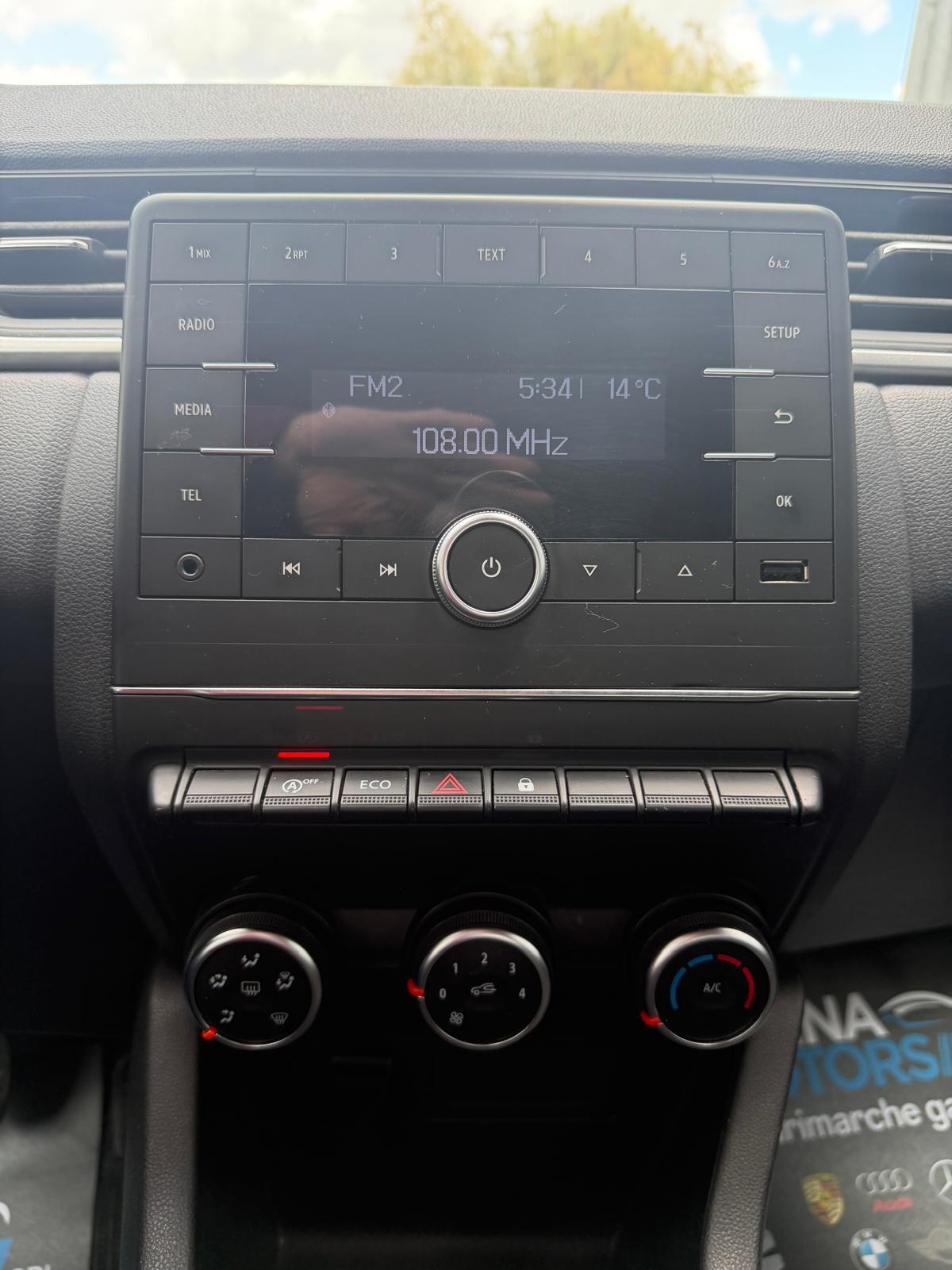 Renault Captur AUTOCARRO 4 POSTI