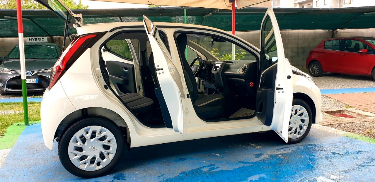 TOYOTA AYGO 1.0 BENZINA ANNO 2019 KM 53 MILA E/6