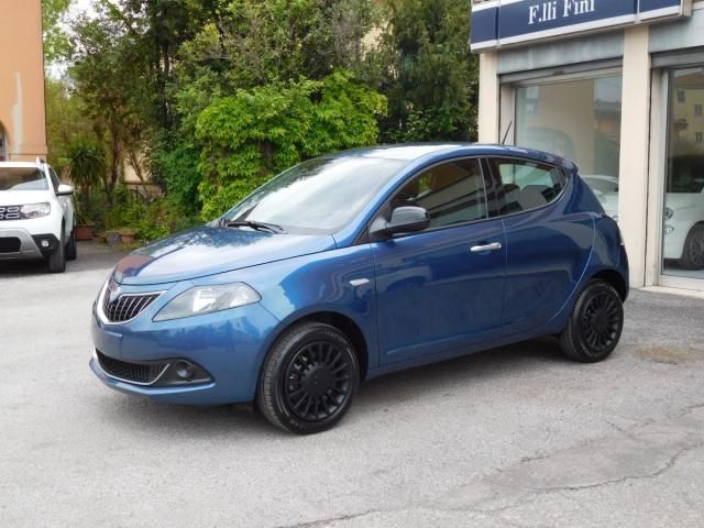 LANCIA - Ypsilon - 1.0 FireFly 5p.S&S Hybrid Silver