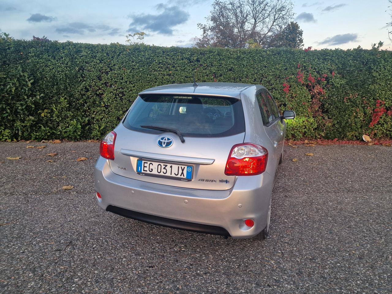 Toyota Auris 1.8 Hybrid 92000km