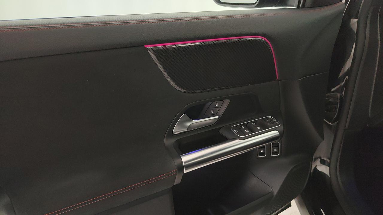 Mercedes-Benz GLA 250 e phev (eq-power) Premium auto