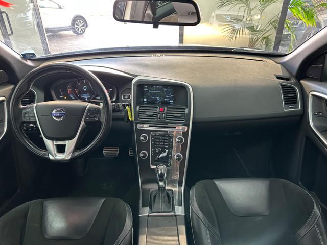 VOLVO XC60 D4 AWD Geartronic R-design*AUTO*