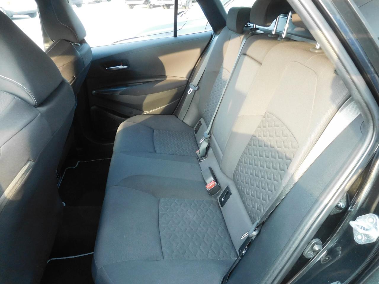 Toyota Corolla Touring Sports 1.8 Hybrid Business iva esposta