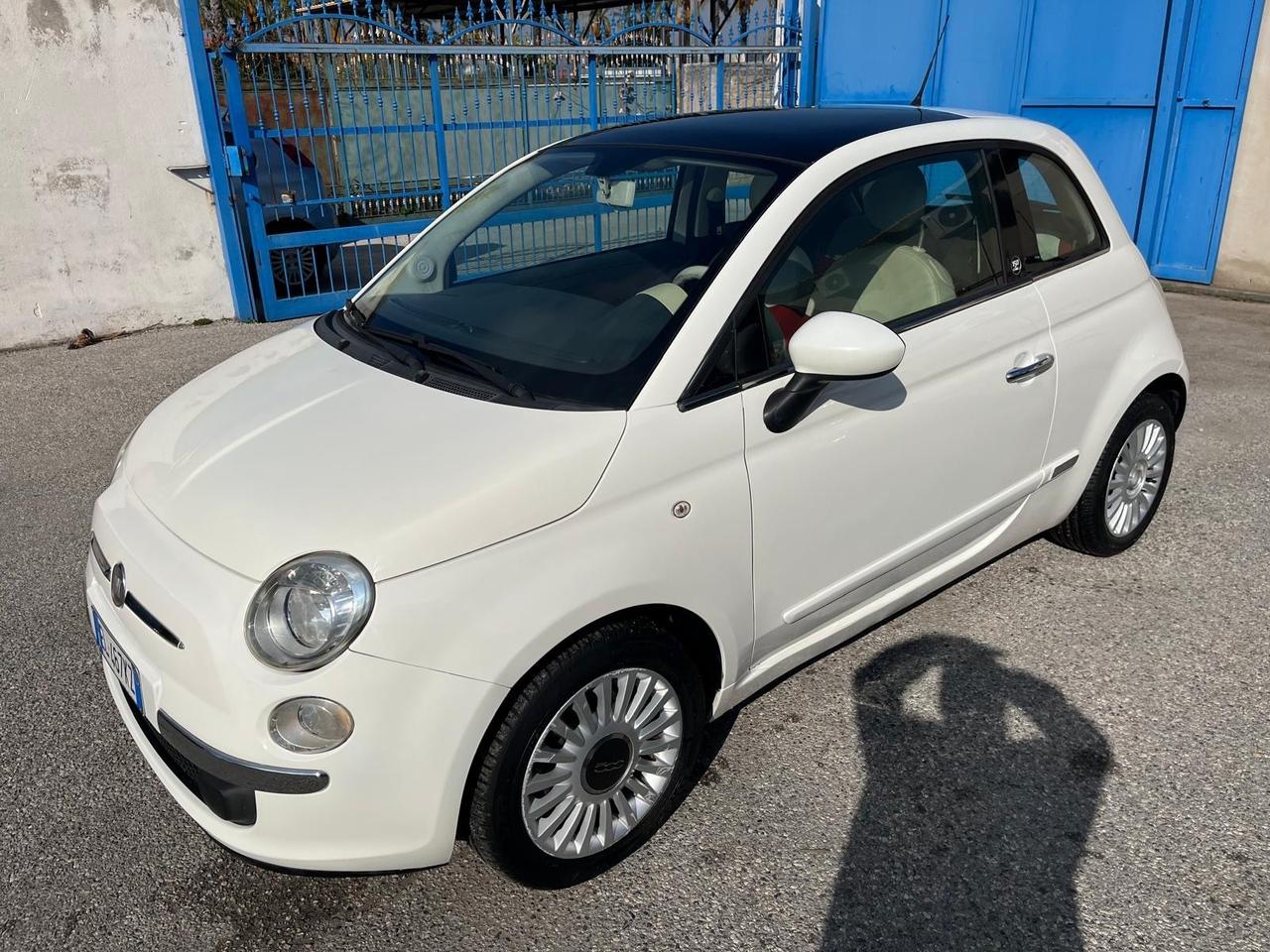 Fiat 500 1.3 mat/95 cv lounge-km 139000-2012