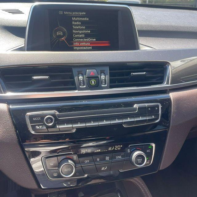 BMW - X1 - sDrive18d xLine