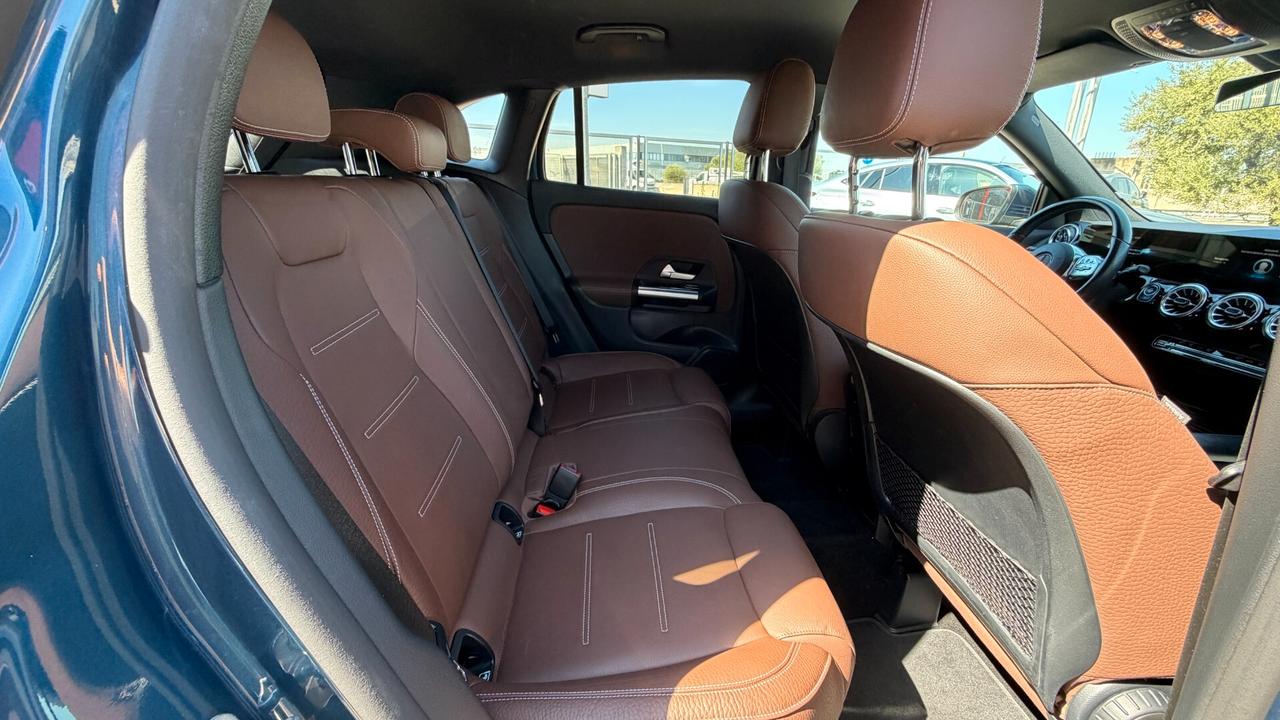 Mercedes-benz GLA 200 220 d Automatic Premium AMG - Pelle totale