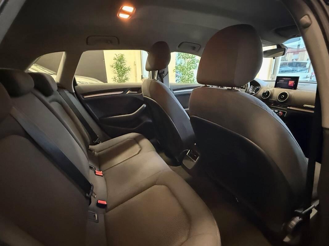 Audi A3 Sportback 30 1.6 tdi Business 116cv s-tronic my19