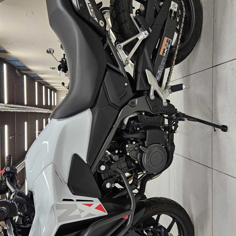 Honda NX500 - 2024
