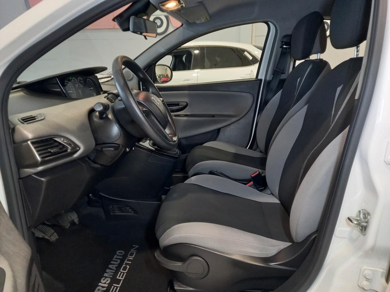 Lancia Ypsilon 1.3 MJT 16V 95 CV 5 porte Gold