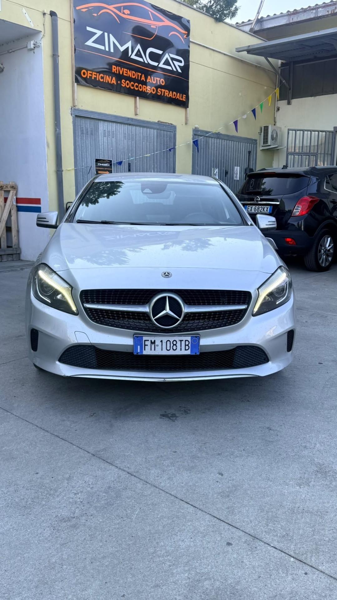 Mercedes-benz A 180 d Automatic Premium