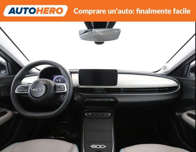 FIAT 600 Hybrid 100 CV DCT MHEV La Prima