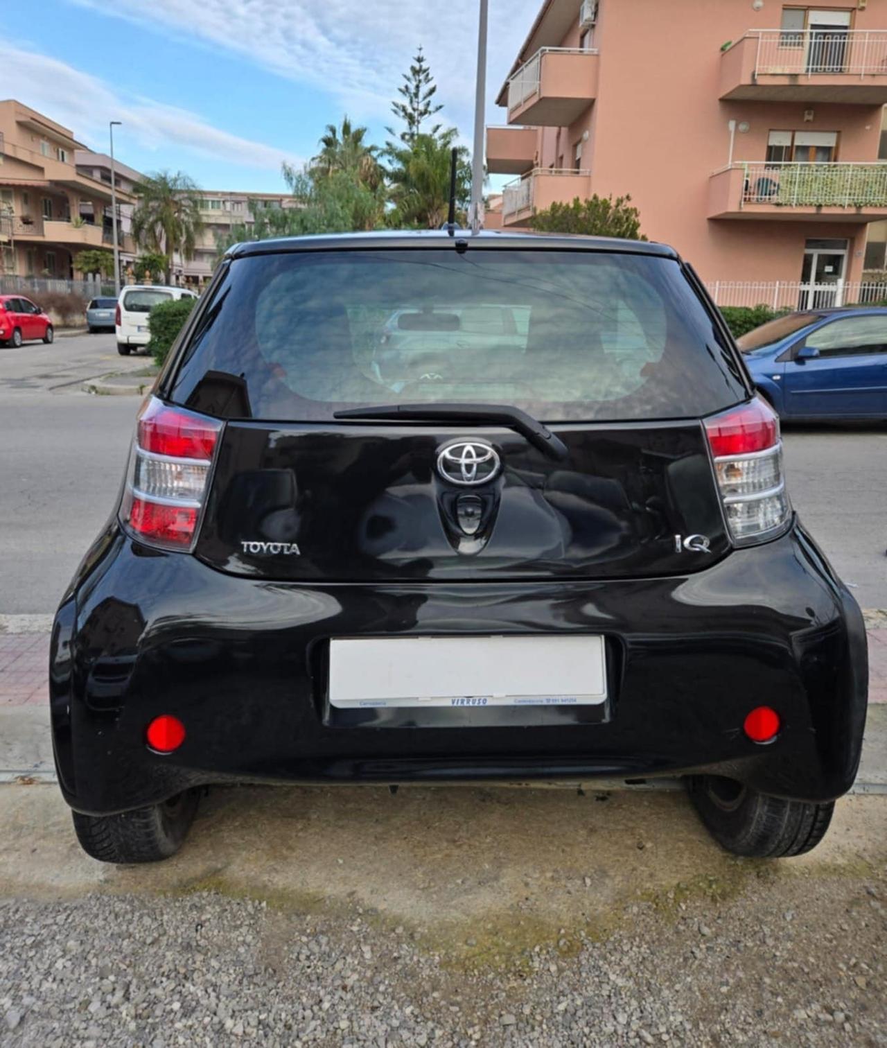 Toyota iQ 1.0 Sol