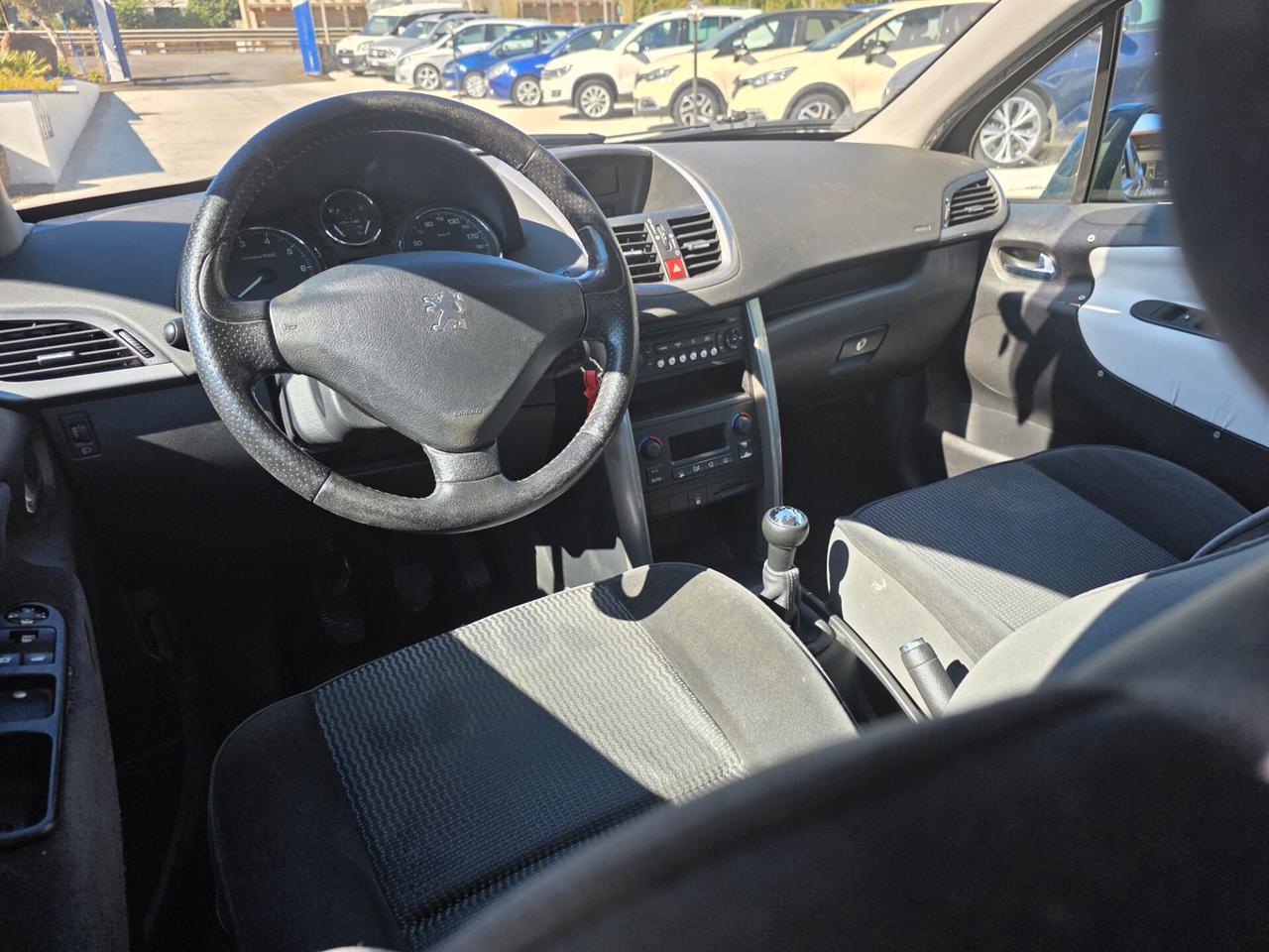 Peugeot 207 1.4 88CV 5p. XS