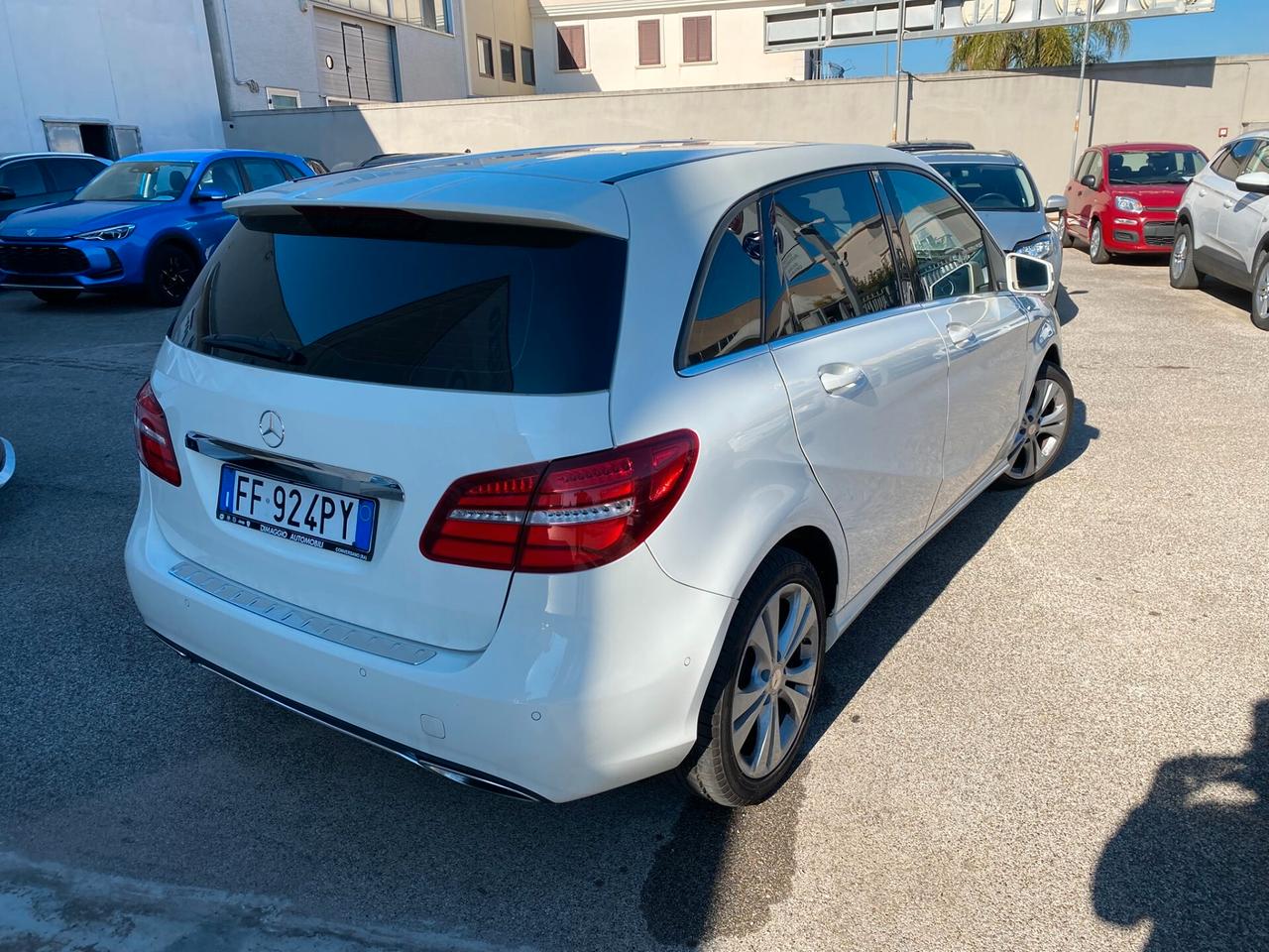 Mercedes-benz B 180 110CV | 2017