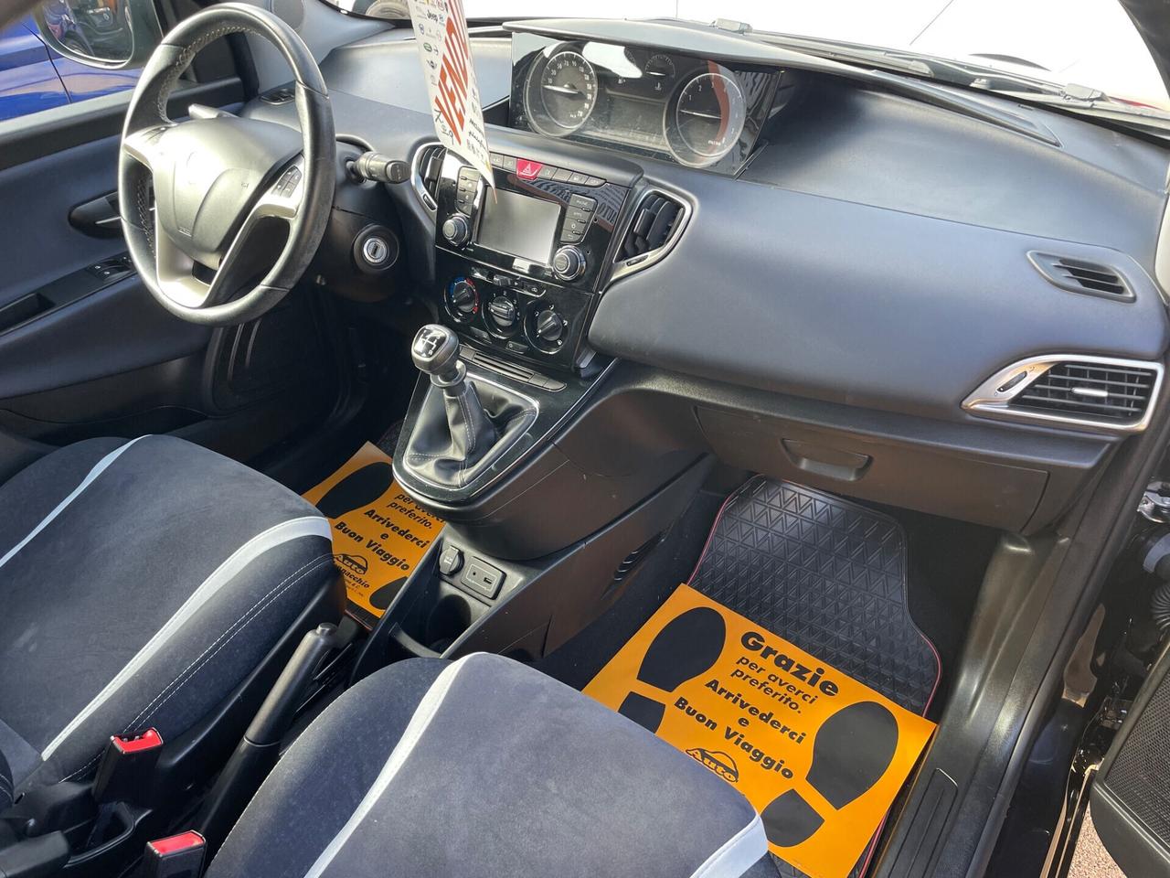 LANCIA YPSILON 1.2 BENZINA 69 (CV) 2017