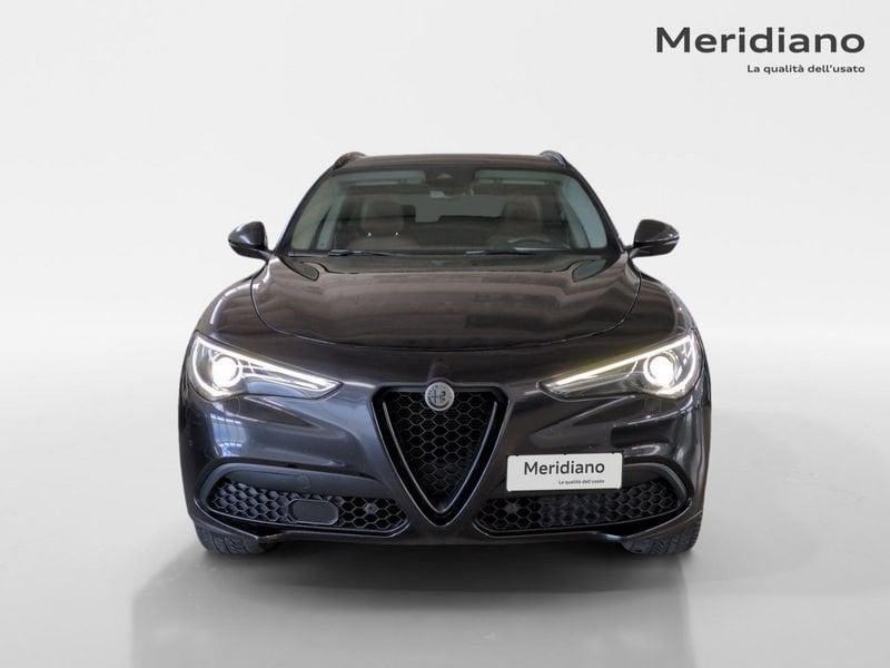 Alfa Romeo Stelvio 2.2 Turbo Diesel 210CV AT8 Q4 B-Tech