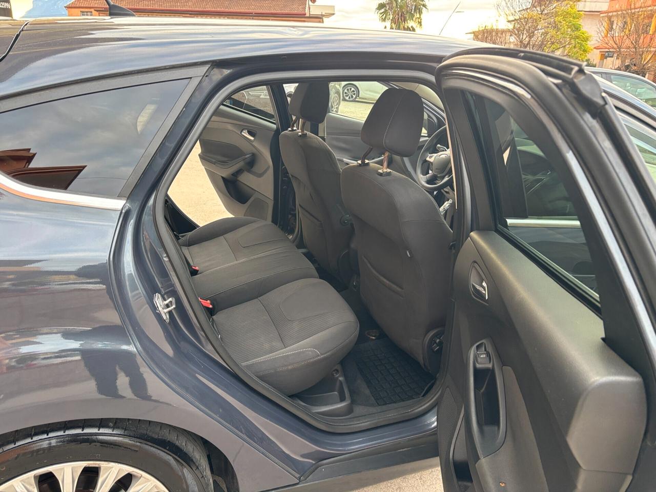 Ford Focus 1.6 TDCi 115 CV Titanium- 2011