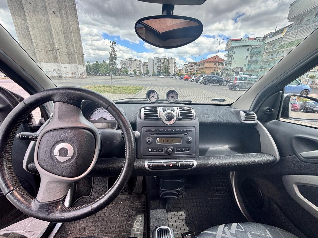 Smart ForTwo 800 40 kW coupé pulse cdi TARGA POLACCA
