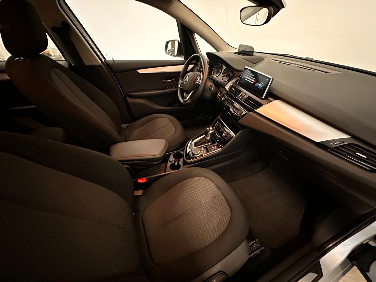 Bmw 2er Active Tourer 225xe Active Tourer iPerformance Advantage aut.