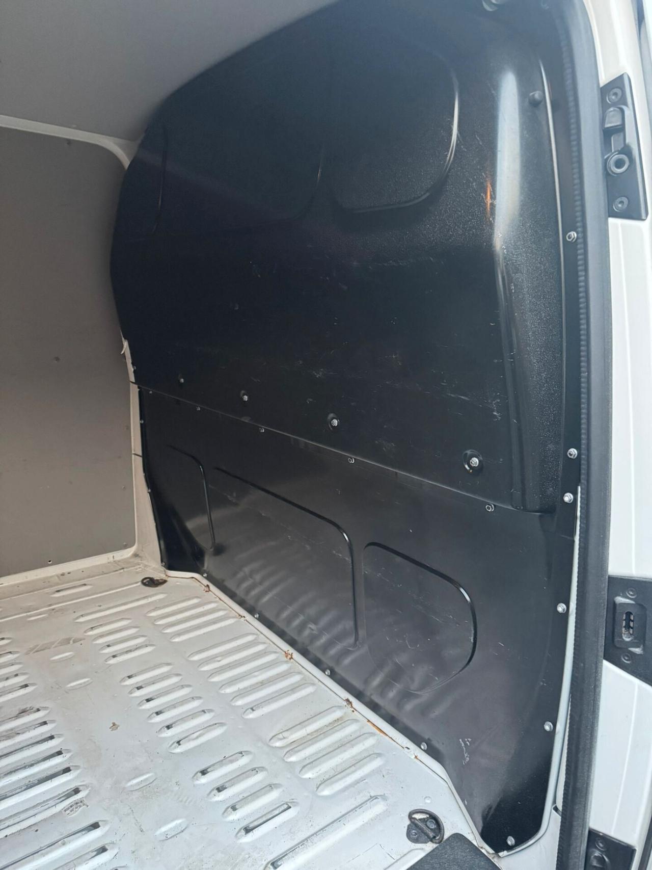 Volkswagen Transporter 2.0 TDI 102CV PC Furgone Eu6