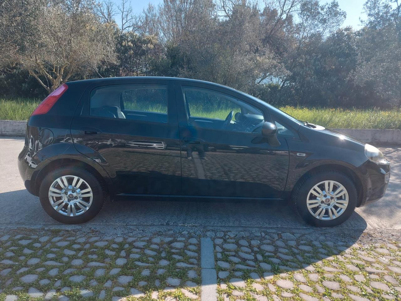 Fiat Punto 1.2 Lounge 69CV -IN ARRIVO-