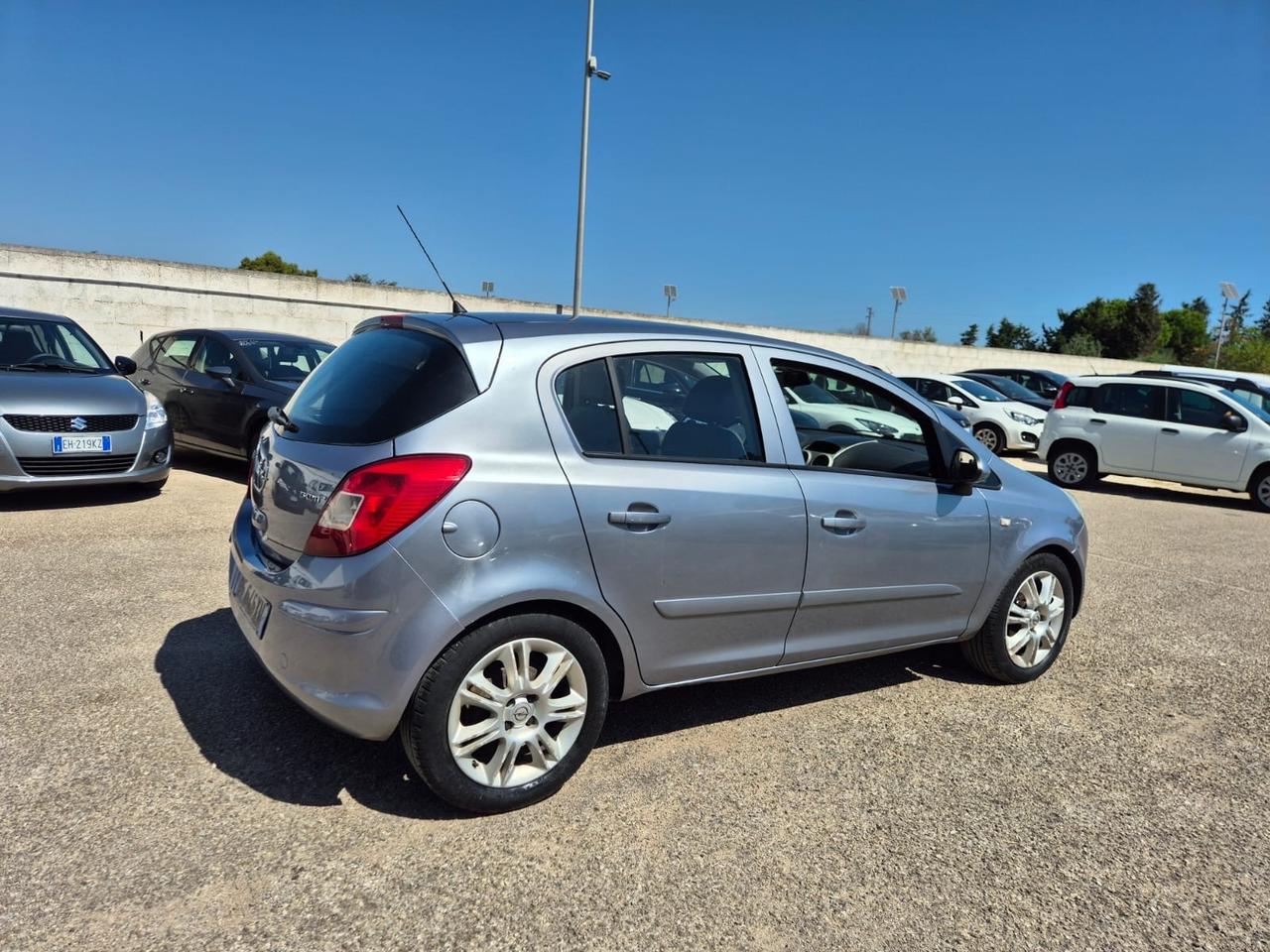 Opel Corsa 1.3 DIESEL 75CV 5 porte Club